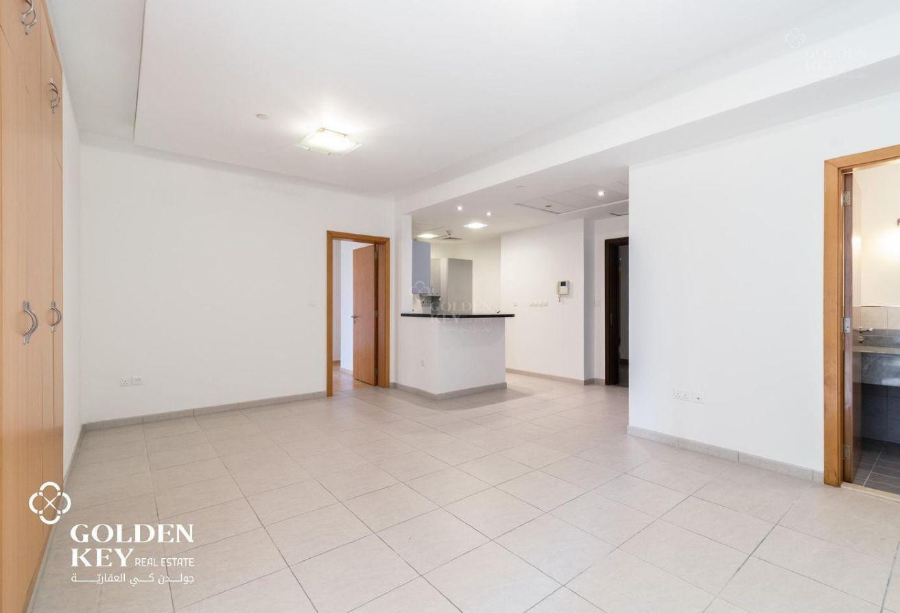 1-Bedroom Apartment in Dafna with City Views
