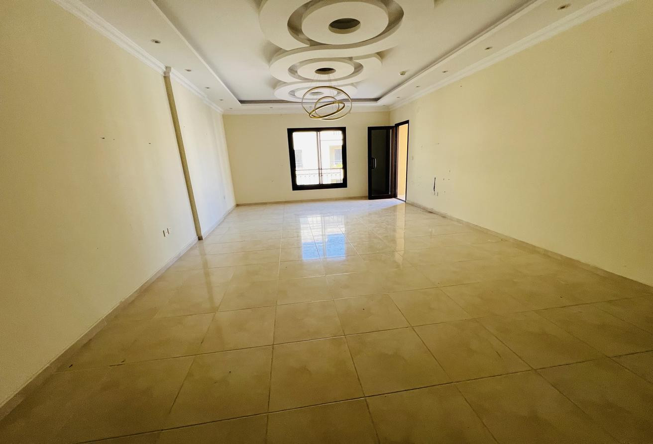 ‏Luxury 3 bedroom APARTMENT- UN FURNISHED| - Apartment in Rome Building