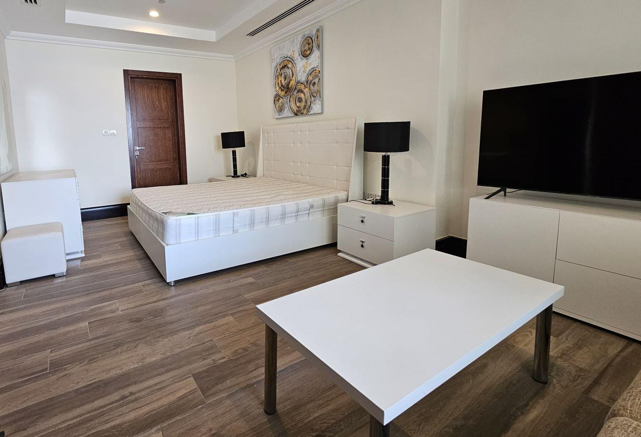 Luxury Studio Apartment in Viva Bahriya for Rent - Apartment in Viva West