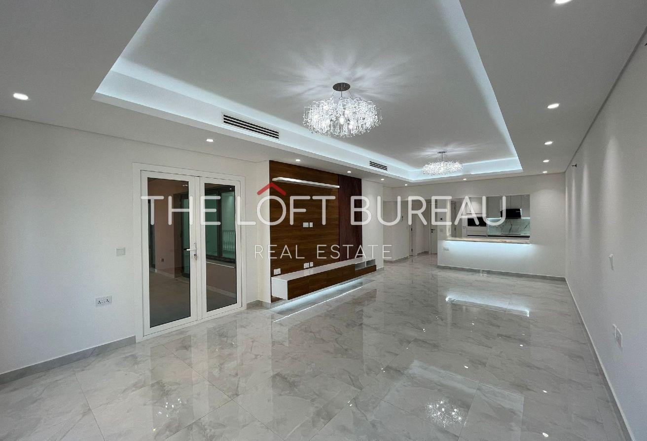 NO COMMISSION ! FULLY RENOVATED! AMAZING APARTMENT