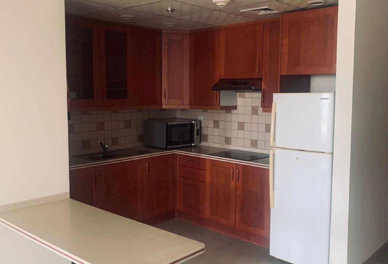 Amazing Studio Semi Furnished in Porto Arabia - Studio Apartment in One Porto Arabia