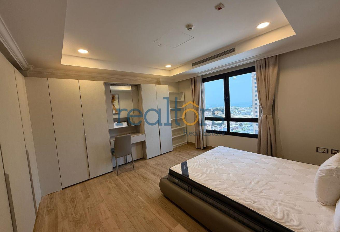 AMZ Price | Direct Marina 2-Bedroom Apartment
