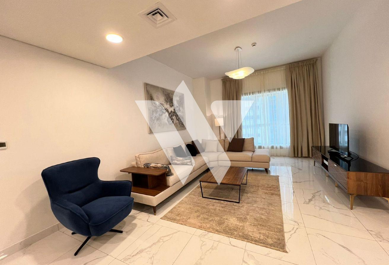 4BR | FF | Luxury and Serviced | Private Pool