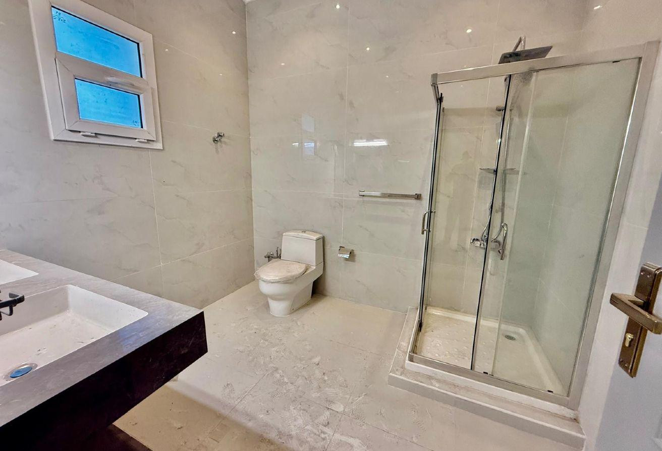 HUGE LUXURY VILLA | 5BEDROOMS + | AL DUHAIL - Apartment in Street 871