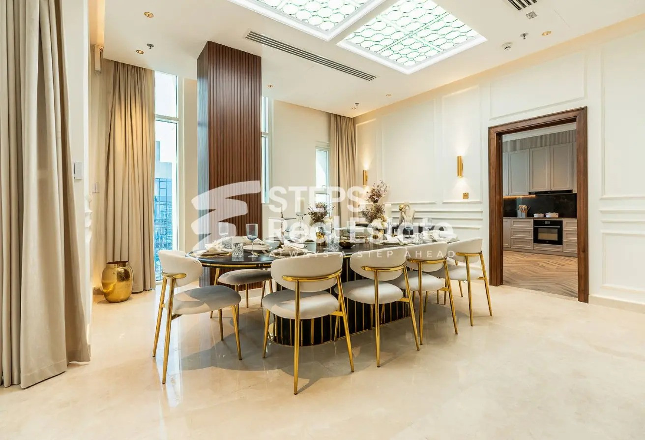 HURRY UP / GOOD INVESTMENT / STADUIM VIEW