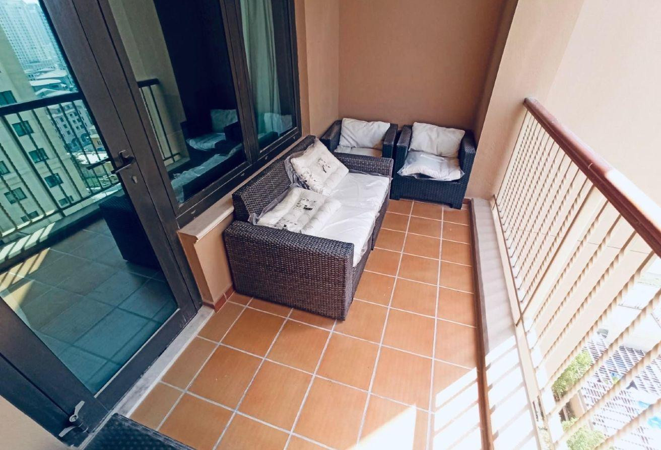 AMAZING STUDIO-F/F-WITH BALCONY BILLS INCLUDED - Apartment in East Porto Drive
