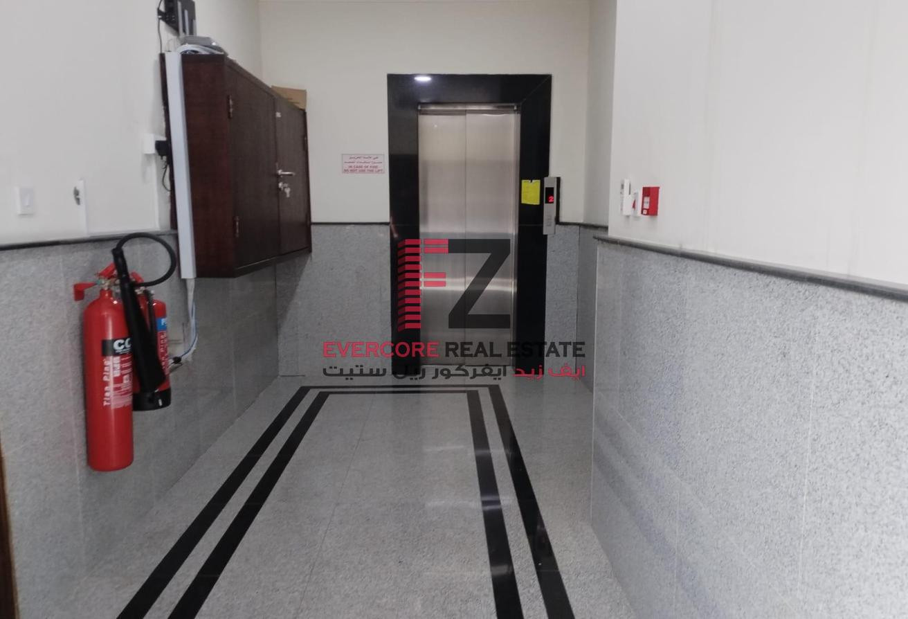 Fully furnished 1 BHK available in Umm Ghuwailina - Apartment in Simaisma Street