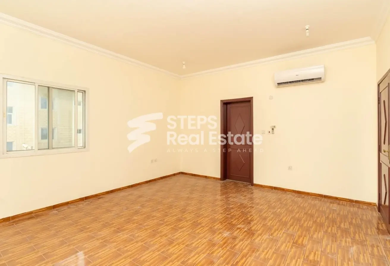Semi-Attached Villa for Rent in Al Maamoura - Villa in Al Mansoura