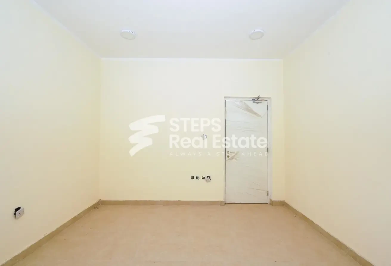 Brand New Building for Labor Accommodation - Labor Camp in East Industrial Street