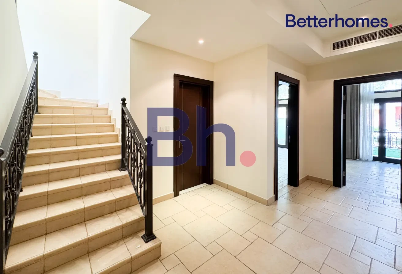 STYLISH | 3 BEDROOMS | TRIPLEX | BILLS INCLUDED - Apartment in Doha