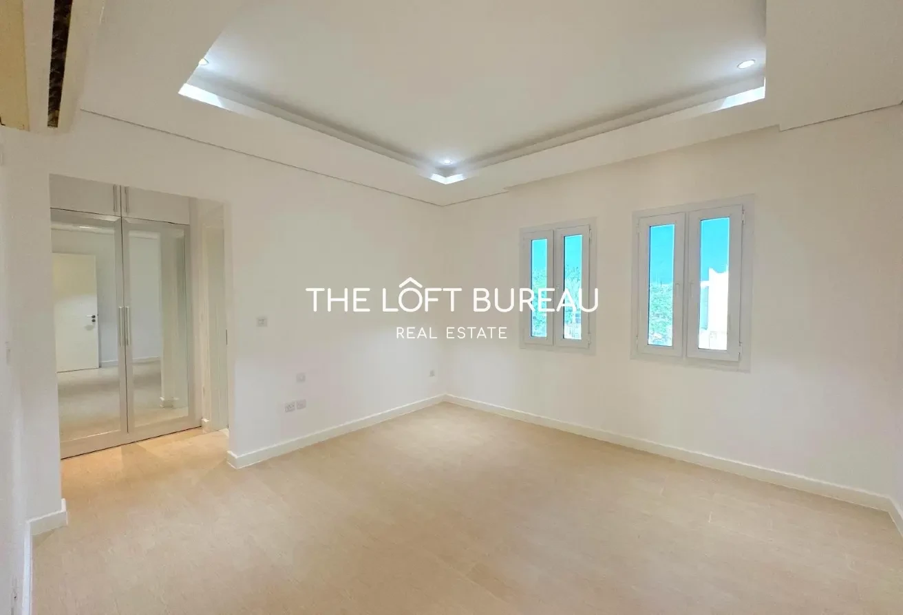 Compound Villa 4+ BHK with Storage | Beach Access - Villa in West Bay Lagoon