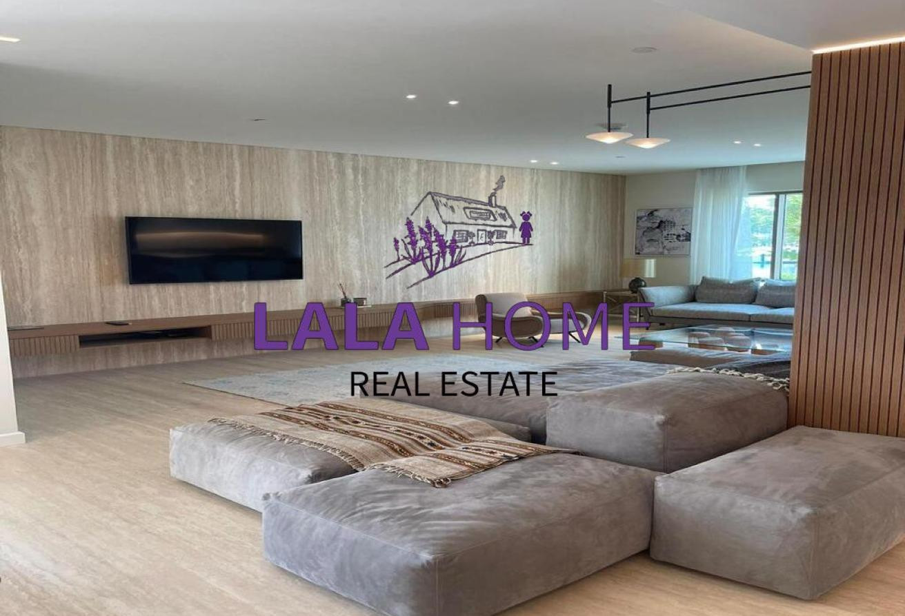 EXEPTIONAL CUSTOM MADE 3 PLUS MAID TOWNHOUSE - Townhouse in The St. Regis Marsa Arabia Island