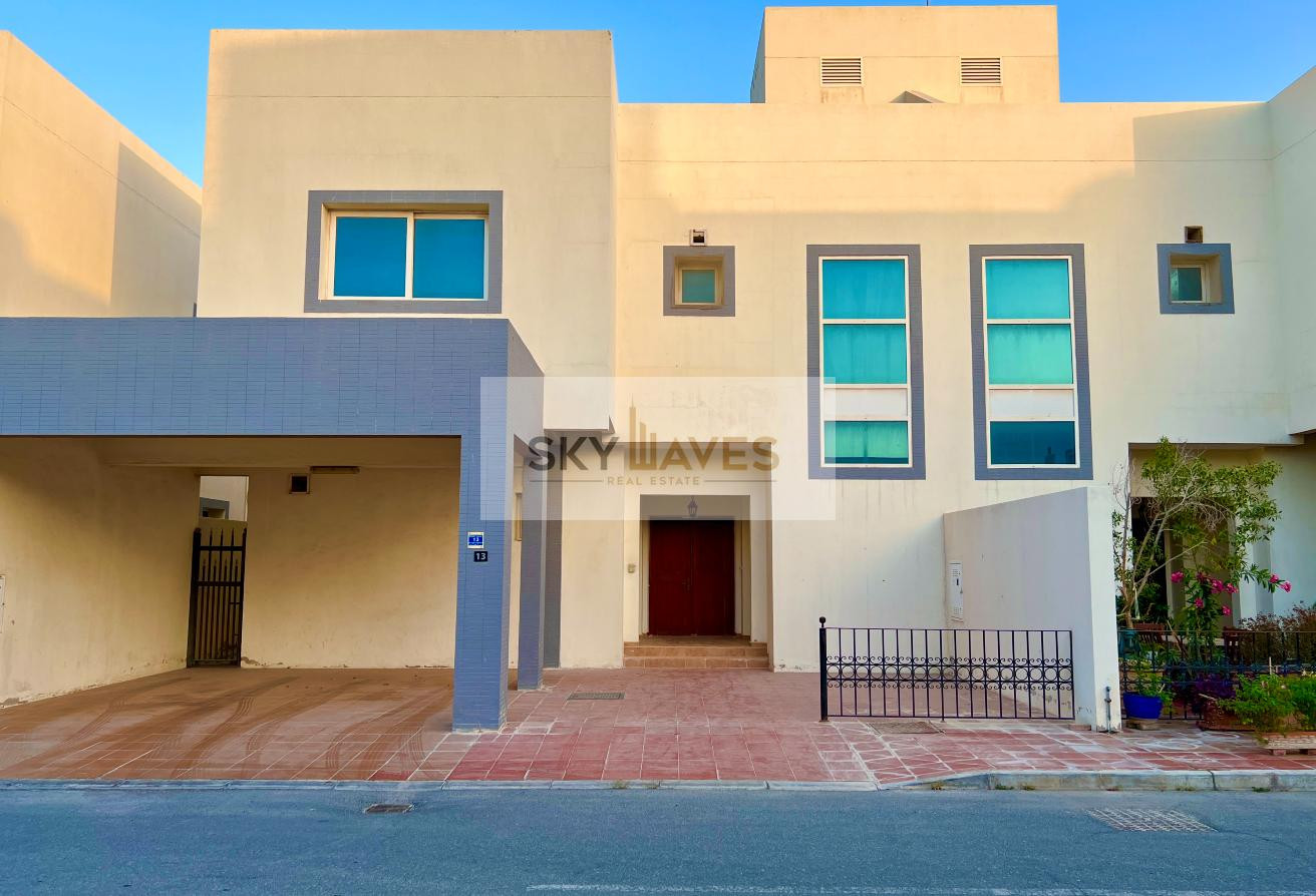 3BHK COMPOUND VILLA | SEMI FURNISHED | AL NASER - Villa in Al Nasr Street