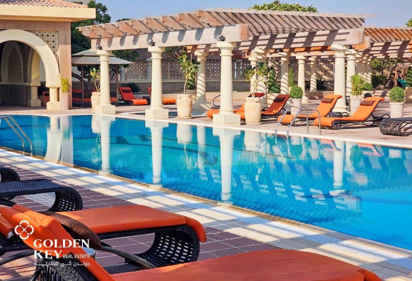 Semi Furnished 2BR+Balcony|Big Layout|Porto Arabia - Apartment in West Porto Drive