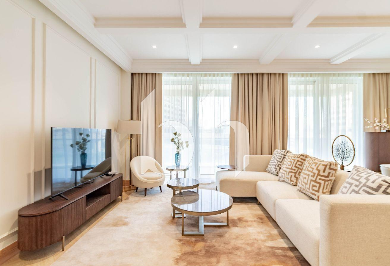 NO COMMISSION ! FULLY RENOVATED! AMAZING APARTMENT