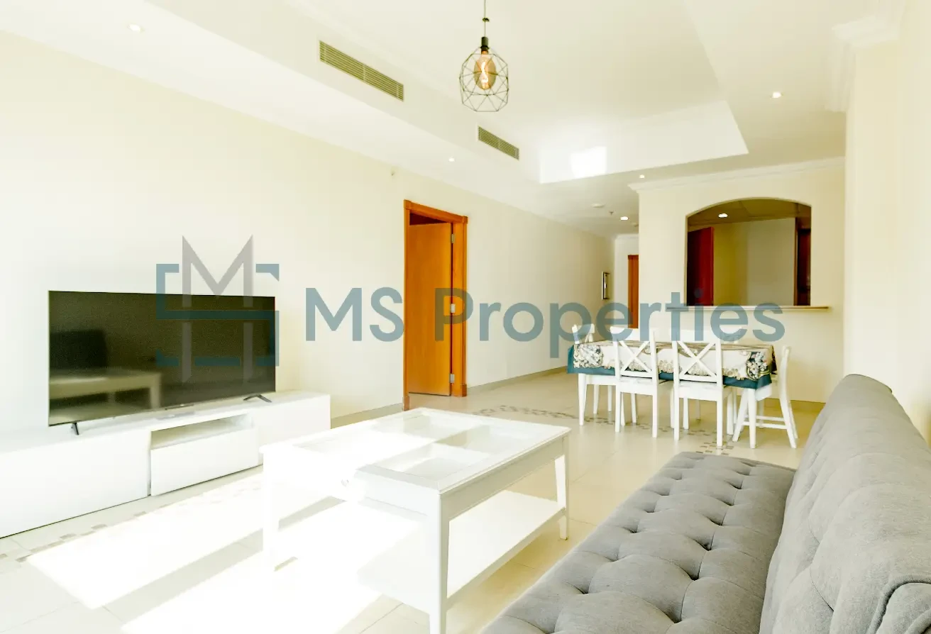 Light Filled 1BHK Apartment | High Floor - Apartment in Doha