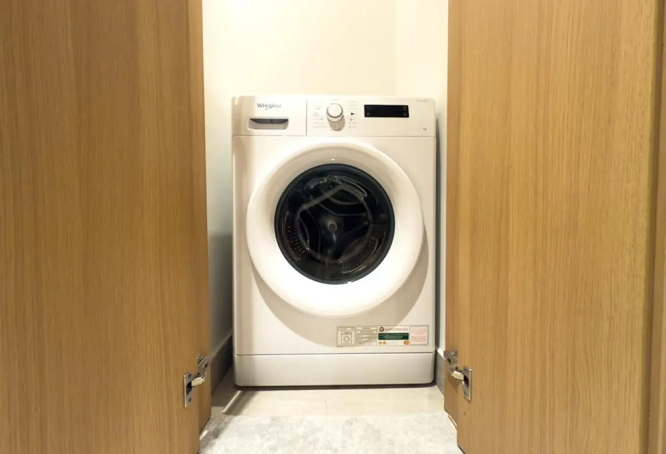 BRAND NEW | MAIDS ROOM | FURNISHED 2 BEDROOM - Apartment in Marina Tower 02