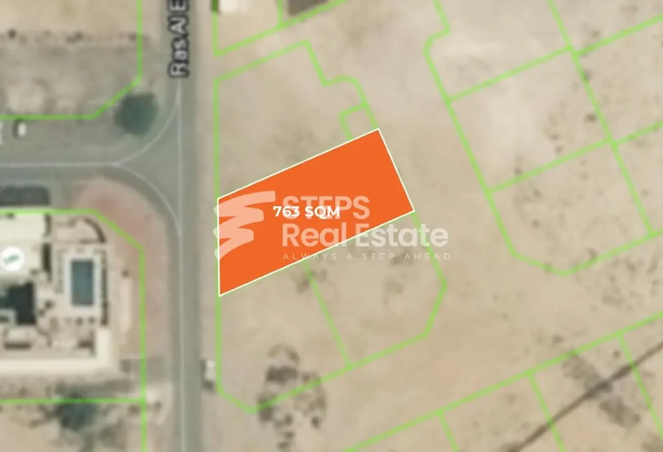 Buildable Land for Residential Use in Al Wakrah - Labor Camp in Al Wakair