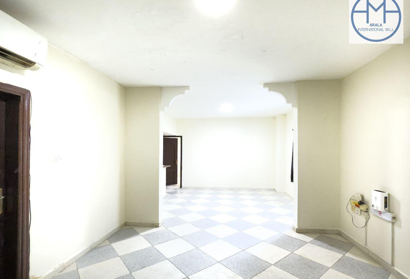 SPACIOUS 2BHK IN MUSHEIREB NEAR DOHA OASIS MALL - Apartment in Musheireb