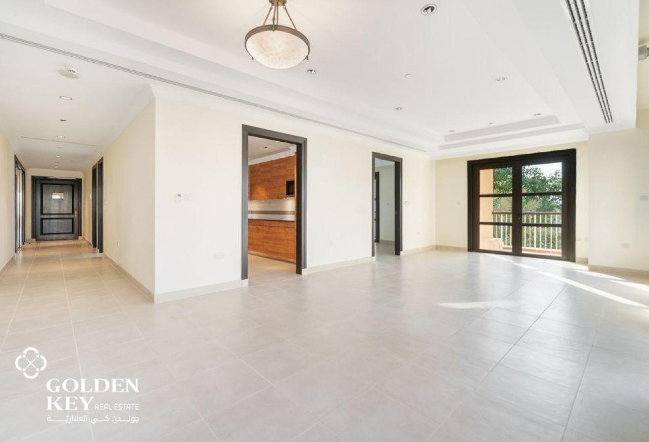 NO COMMISSION| Large Balcony| 25% Corporate Disc. - Apartment in East Porto Drive