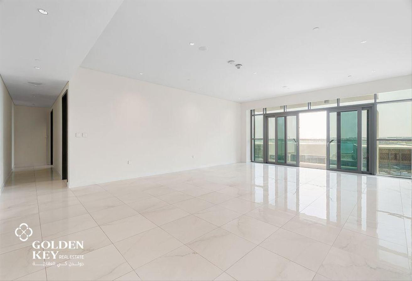 Luxury 2BR+ Maid | Semi-Furnished | Lusail - Apartment in Seef Lusail