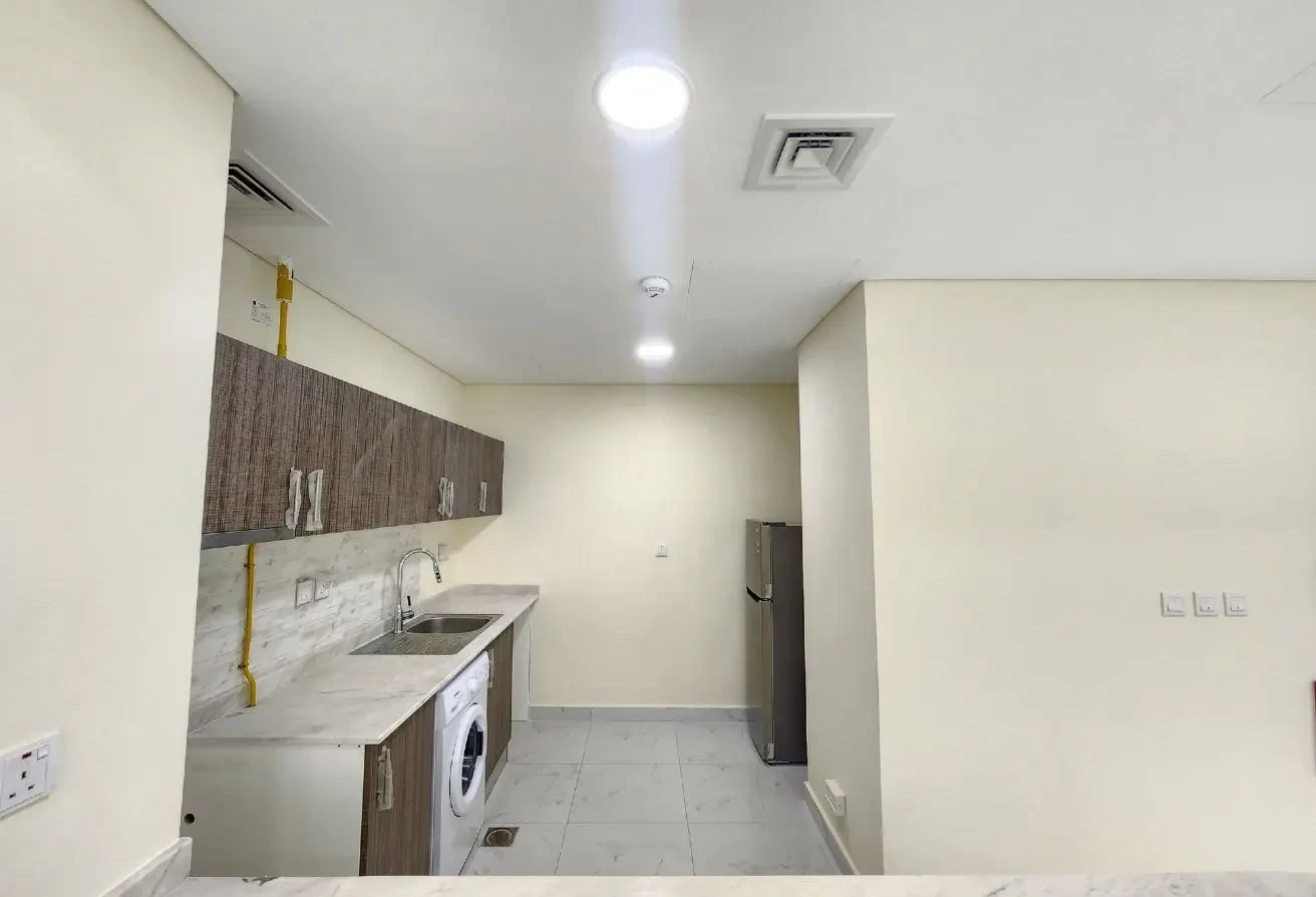 BRAND NEW | 2 BEDROOM SF APARTMENT IN FOXHILLS