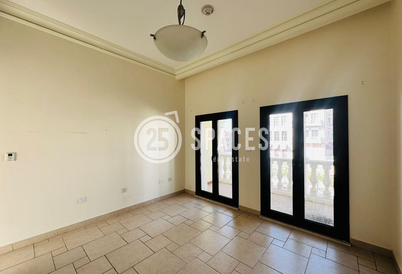 VENICE-INSPIRED LUXURY TOWNHOUSE | 3BEDROOM + MAID