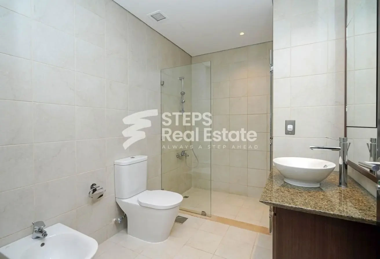 Semi Furnished 2BHK Apartment | Marina View - Apartment in West Porto Drive
