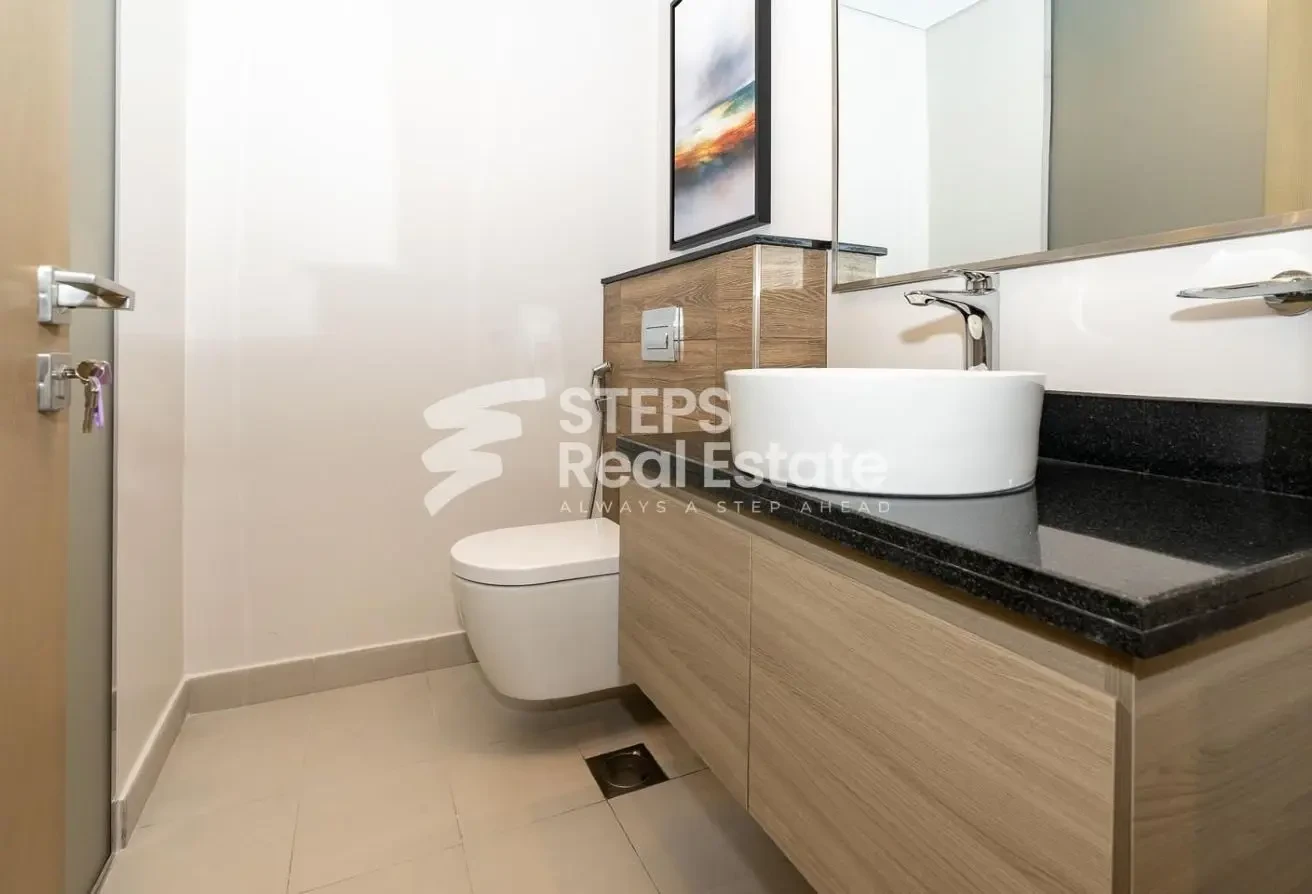 Luxurious 2 BHK Apartment for Rent with Balcony - Apartment in Burj DAMAC Waterfront