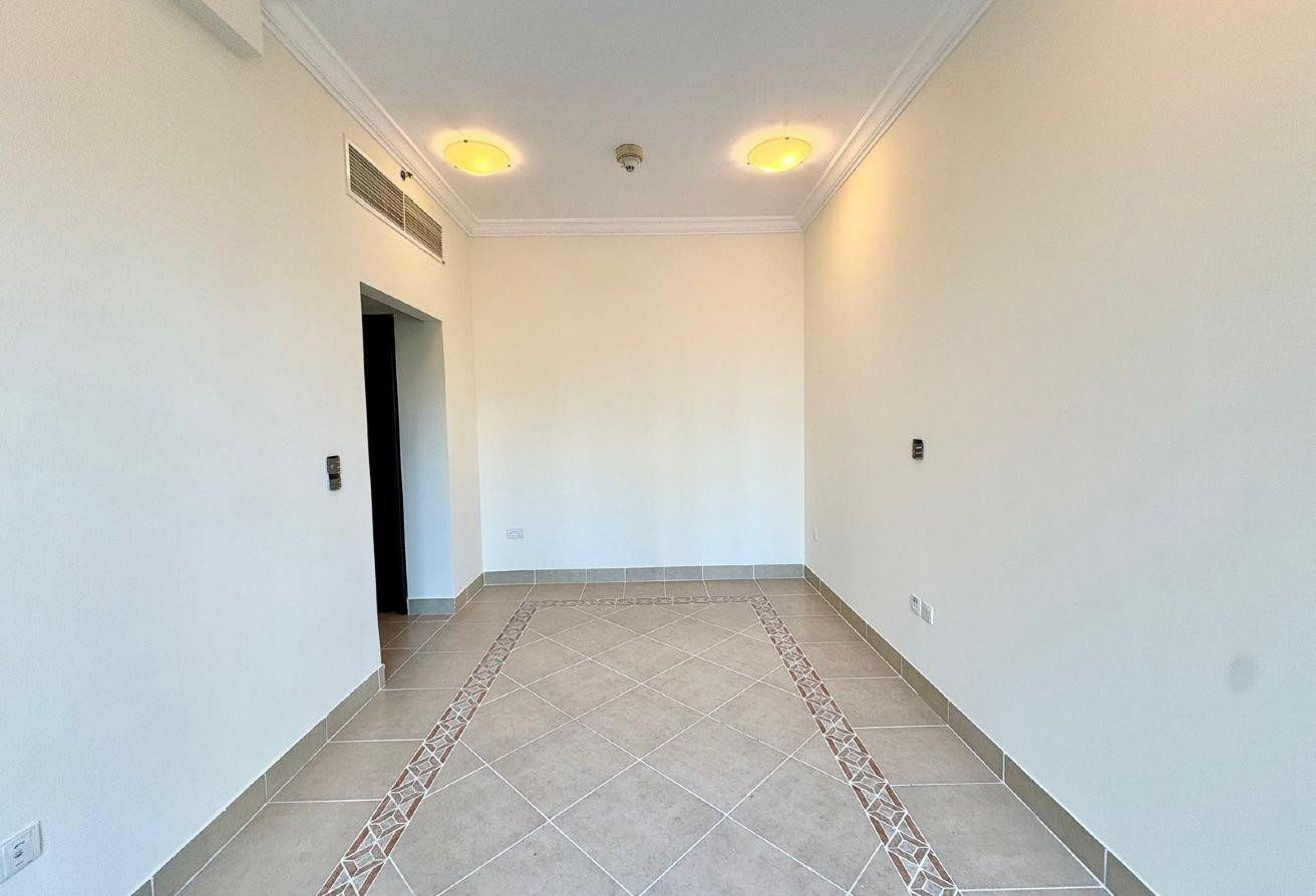 No Fees | Studio SF | Qatar Cool In | 3months free - Staff Accommodation in Medina Centrale