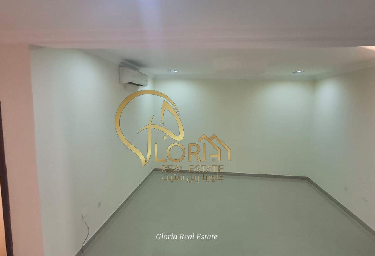 Spacious Family Villa in Al Wukair 8BHK | 13K - Villa in Al Wakair