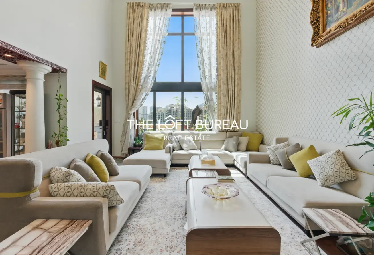 Luxurious 4-Bedroom Townhouse with Marina View - Townhouse in Doha