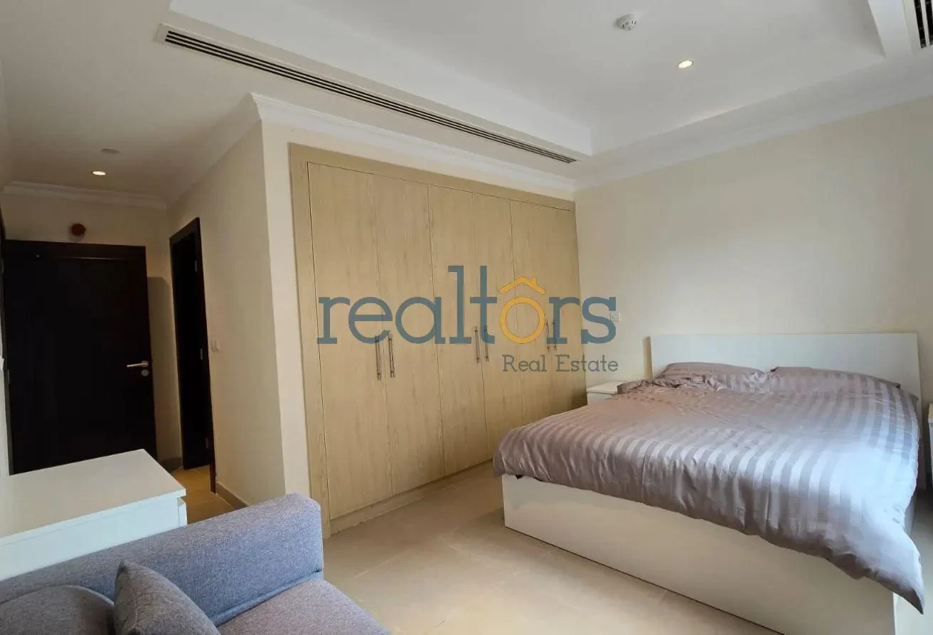 Modern 1 BHK Fully Furnished in Porto Arabia - Apartment in East Porto Drive