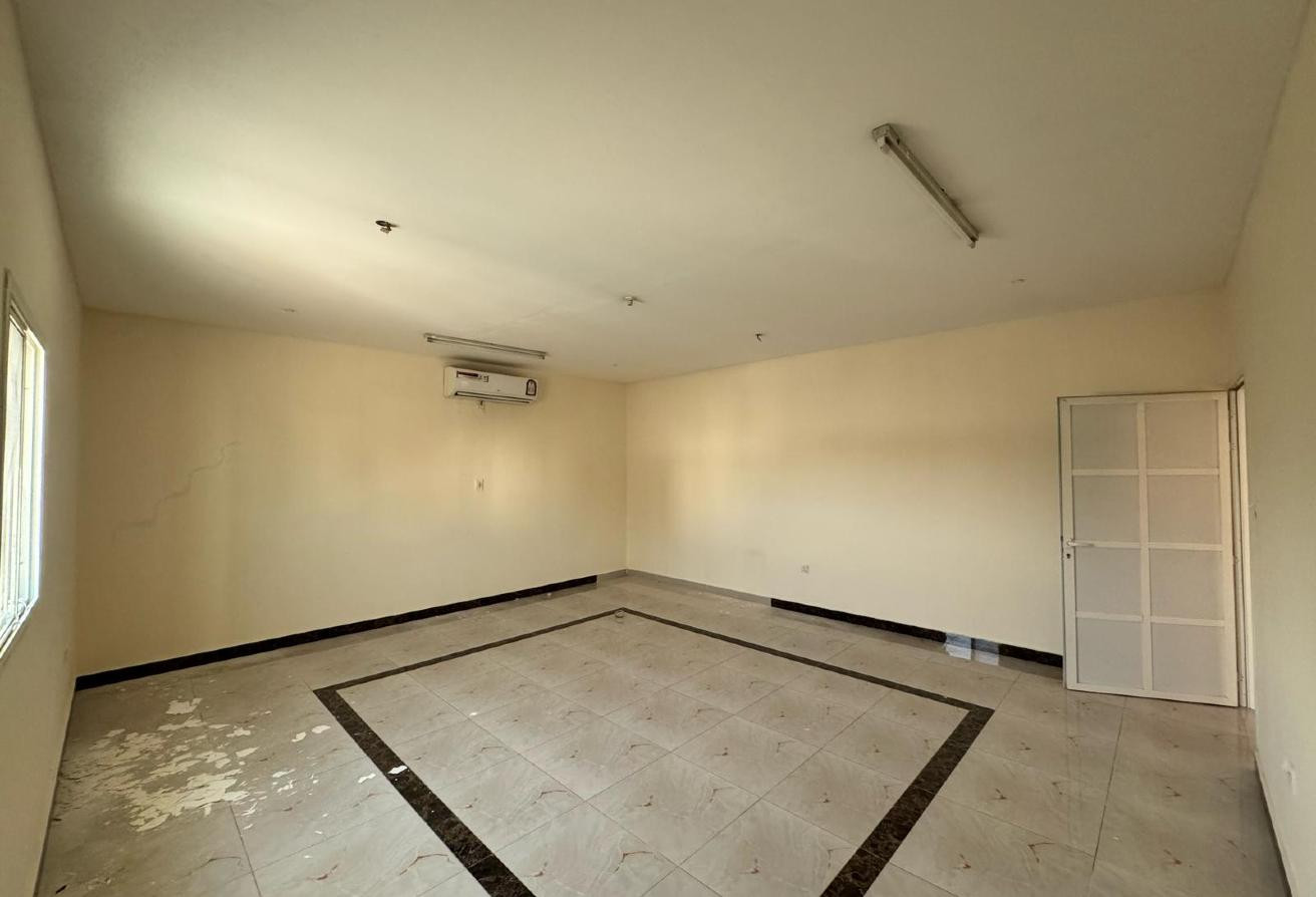 INDEPENDENT VILLA| 06 BEDROOMS| 9,000 - Villa in Down Town