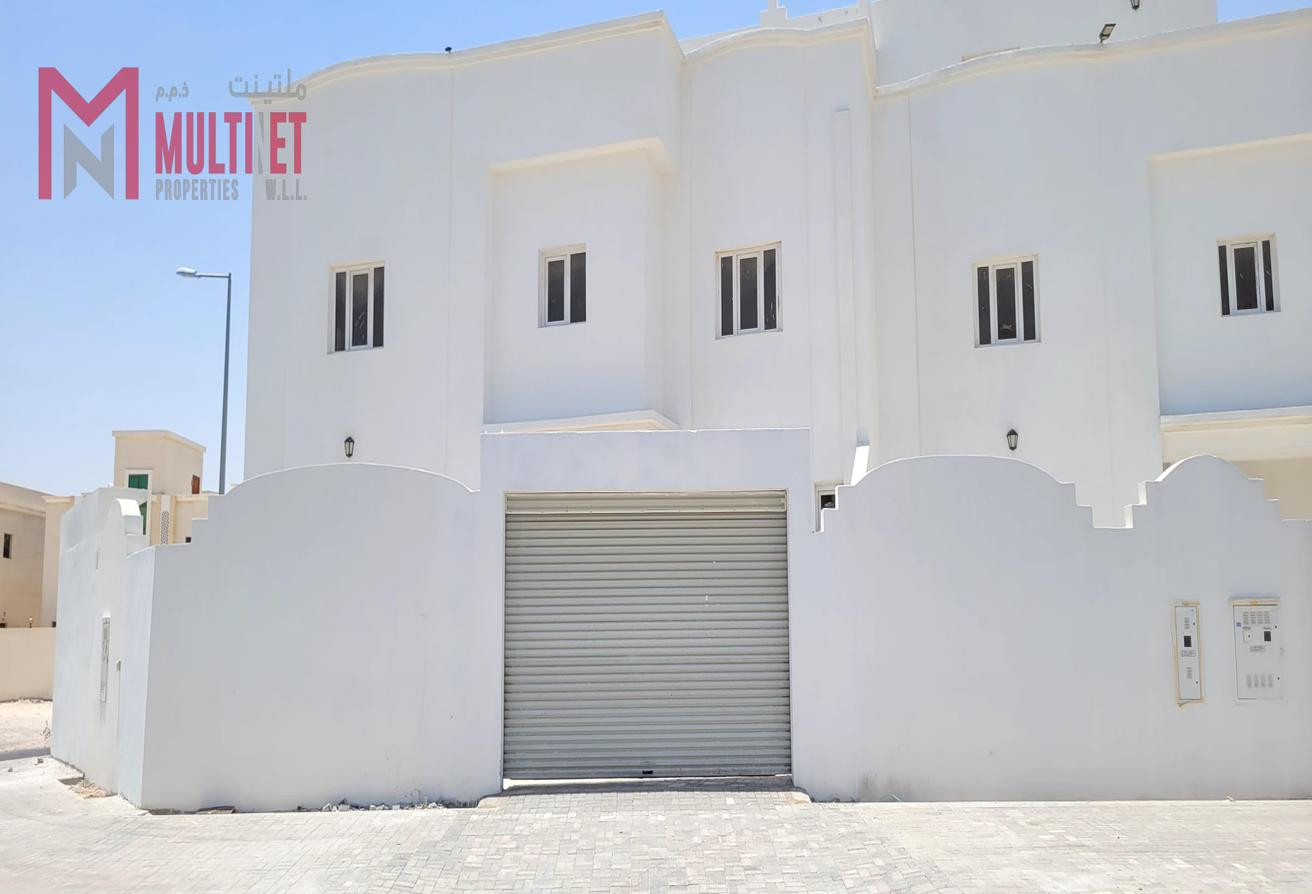 UF 5-Bedroom Villa for Rent in Ain Khaled