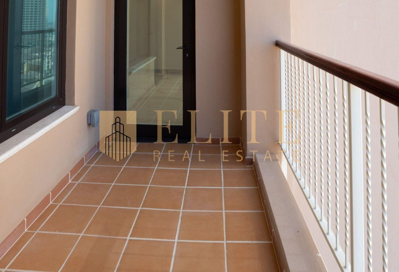 Luxury 1BR Apartment | Porto Arabia Tower - Apartment in Two Porto Arabia