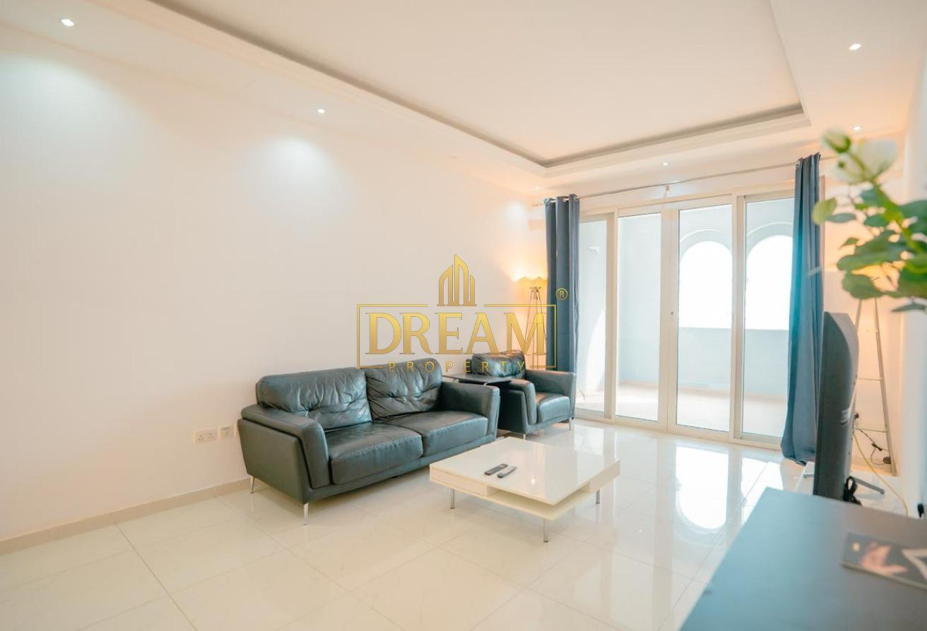 Spacious 2 BHK | Fully Furnished | Seaview Balcony - Apartment in Viva Central