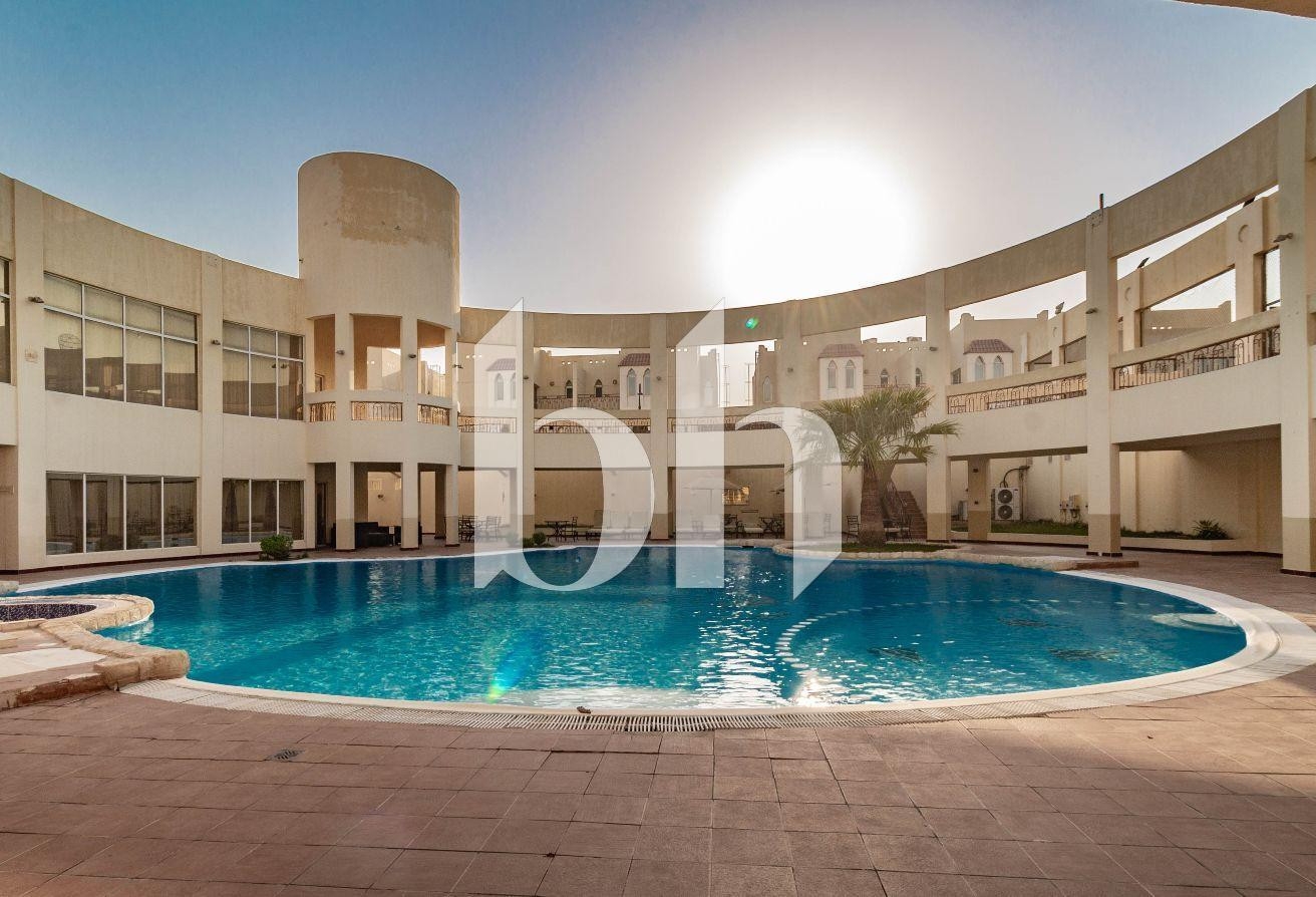MODERN 4 BEDROOMS VILLA WITH MAID ROOM - Villa in Al Waab Street