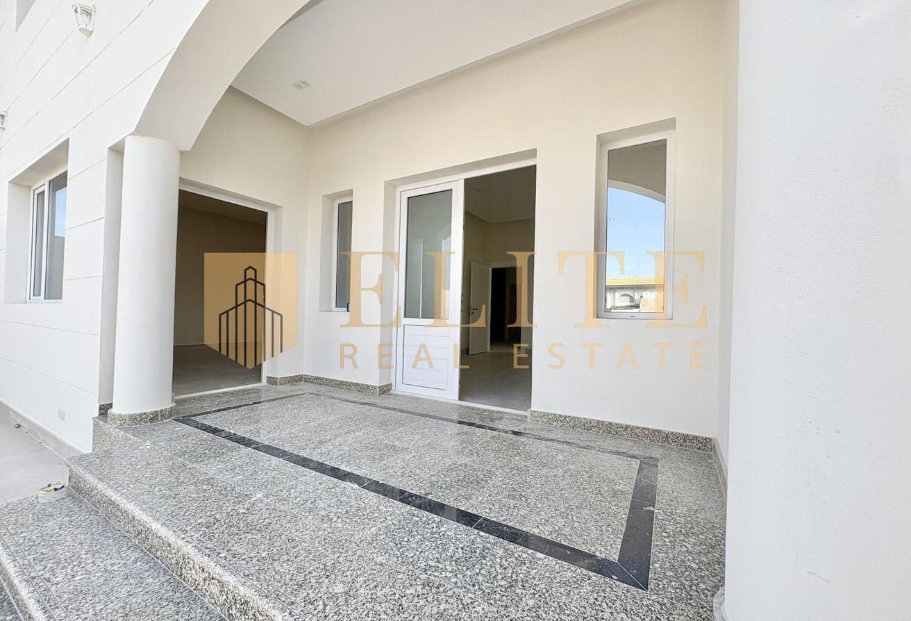 Brand New Spacious 8BDR+maid room standalone villa - Villa in Ezdan Village 2