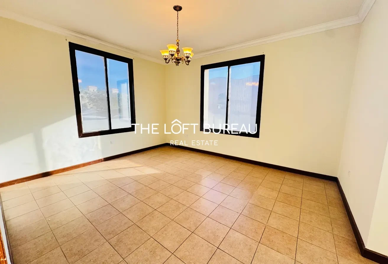 Stand Alone 5 Bedroms Villa + Maid - Villa in Al Waab
