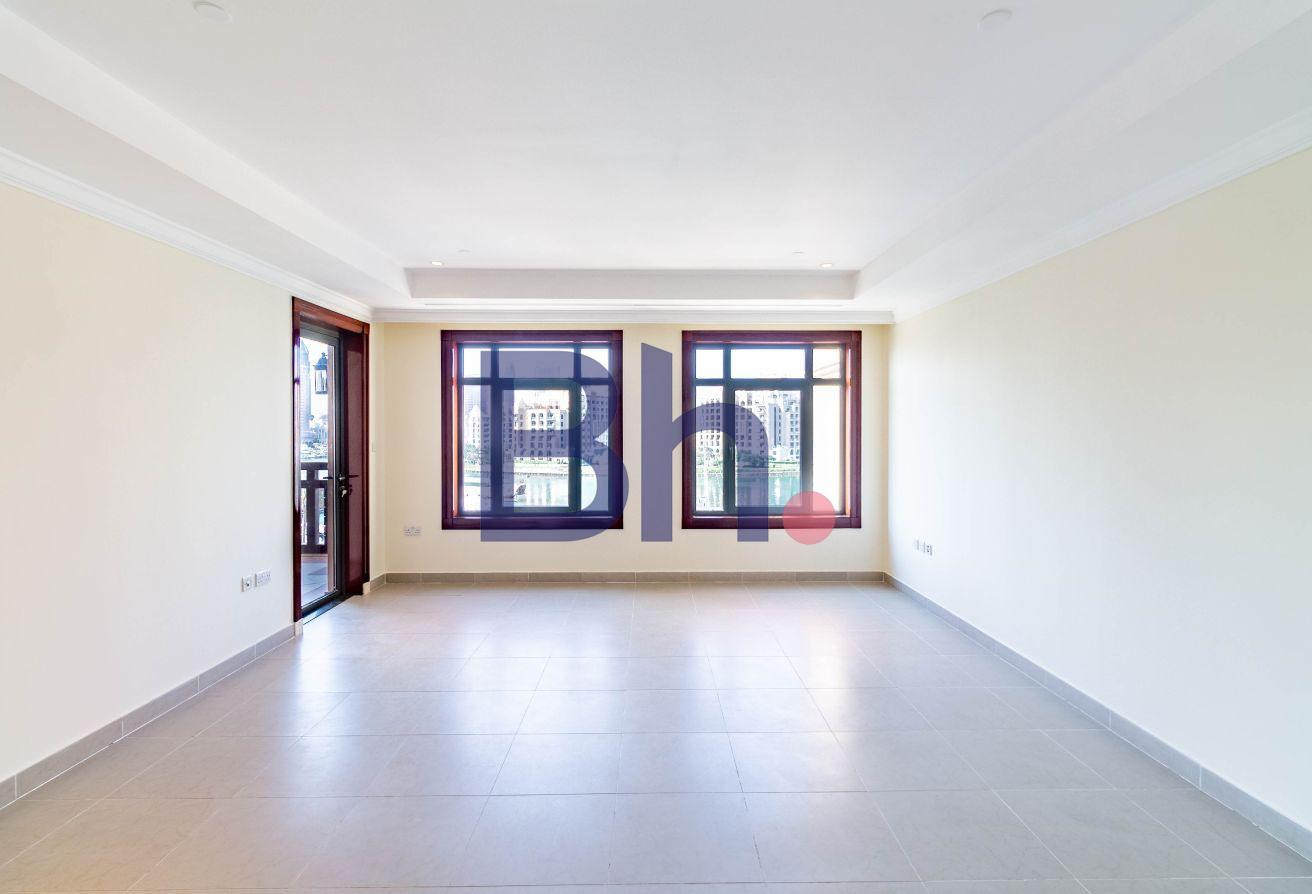 MODERN | 2 BEDROOMS TOWNHOUSE | MARINA VIEW