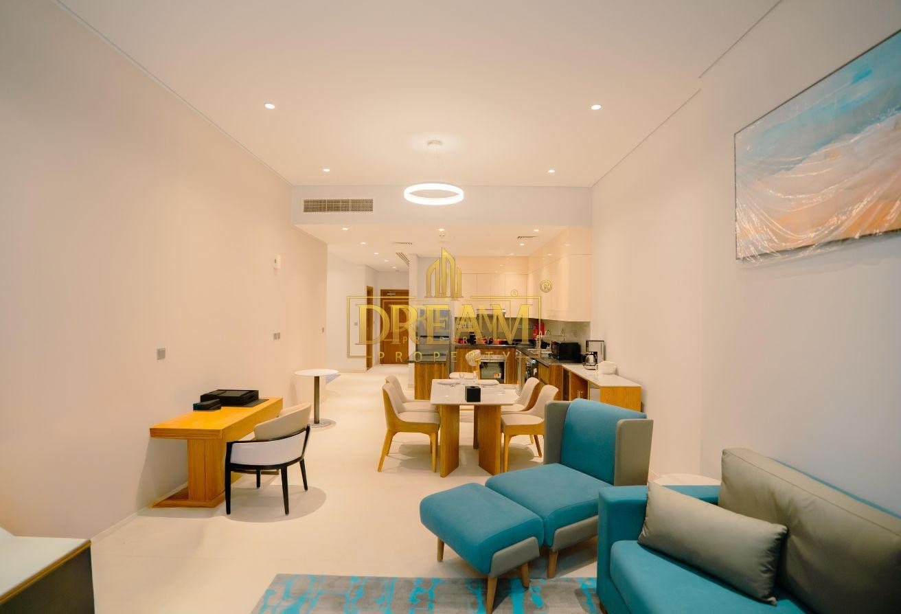 Brand New Studio With Bills Included in the Pearl - Studio Apartment in La Plage Centrale