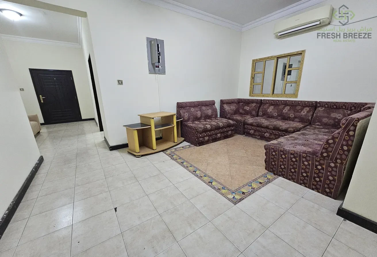 Spacious 3bhk UnFurnished For Family - Apartment in Old Airport Road