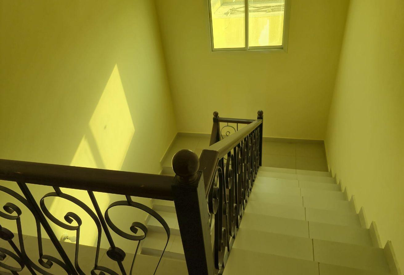 FAMILY OR STAFF VILLA| 06 BEDROOMS| OUTHOUSE - Villa in Al Thakhira