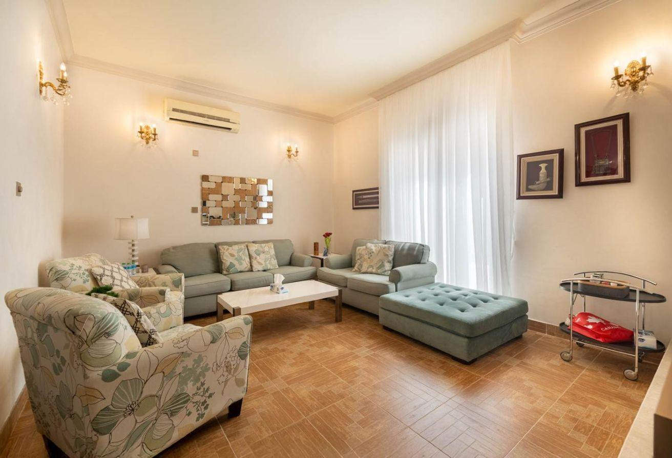 Ready-to-Move-In Furnished Villa for Rent - Villa in Al Waab Street