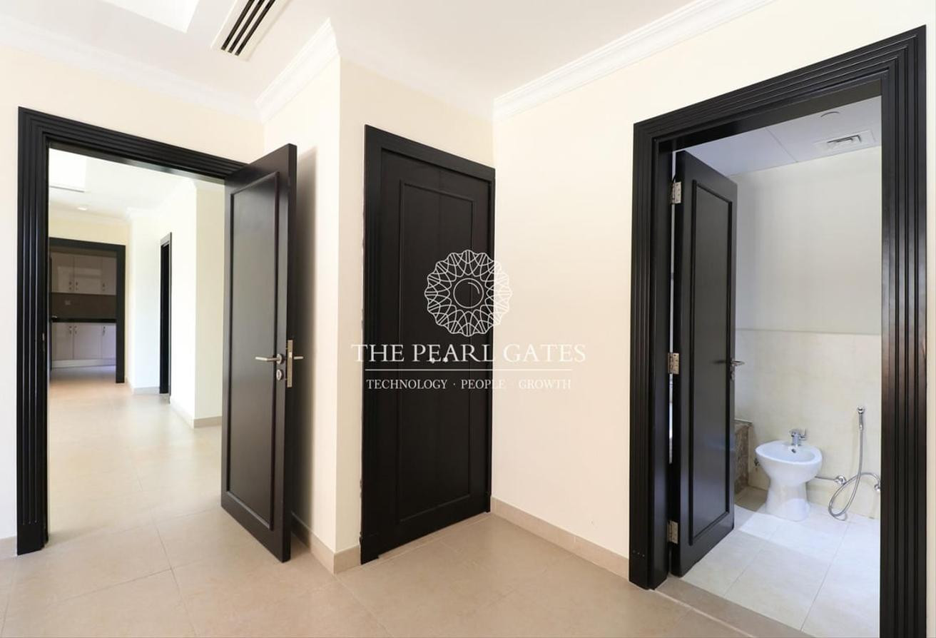 Spacious 1 Bedroom | Prime Location | Big Balcony - Apartment in East Porto Drive