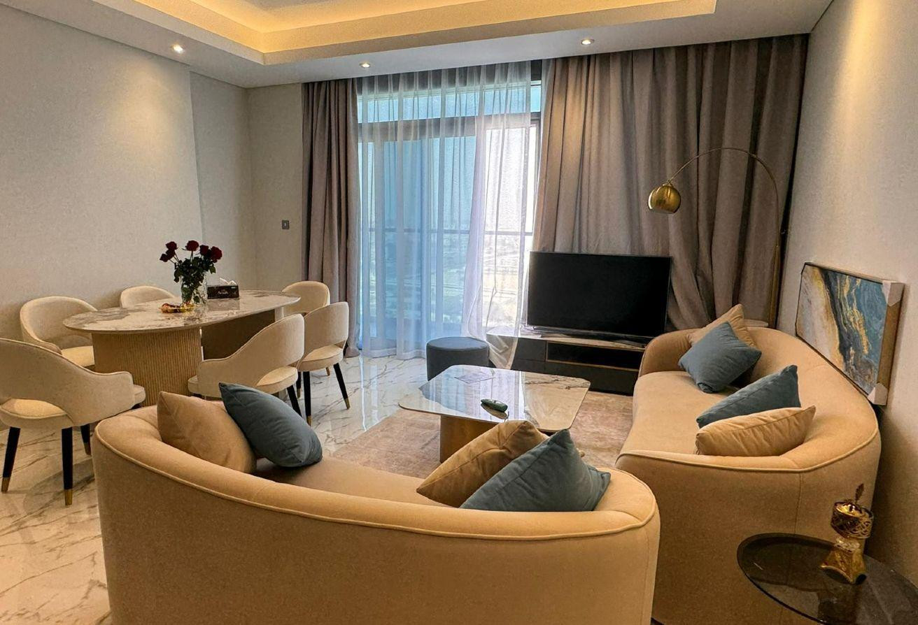 STUNNING 3 BEDROOM FF IN LUSAIL MARINA BILLS EXCL