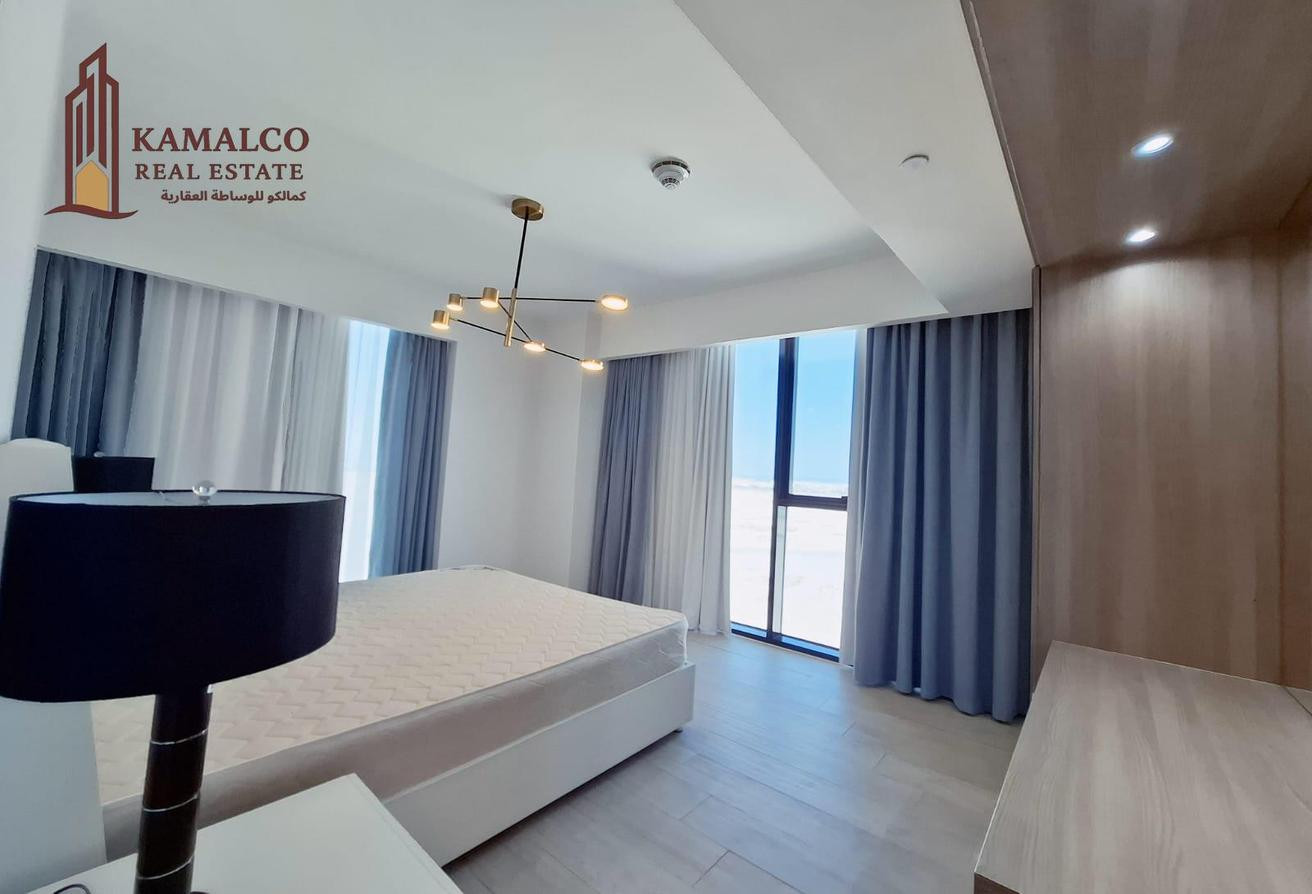 Royal Luxury 3 BHK Penthouse with Sea View - Penthouse in Lusail Residence