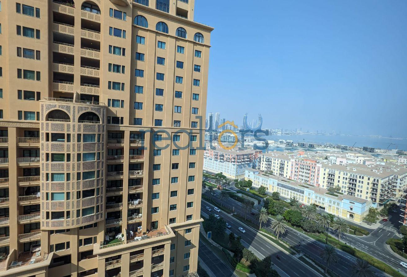 1 Bedroom + Office in Porto Arabia Tower 14 - Apartment in Tower 14