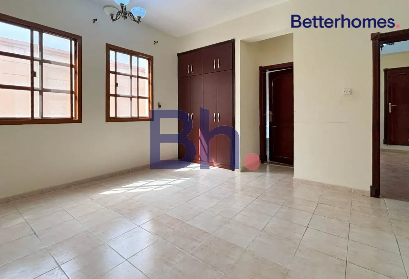 SPACIOUS | COMPOUND VILLA | 3 BEDROOMS - Compound Villa in Al Maamoura